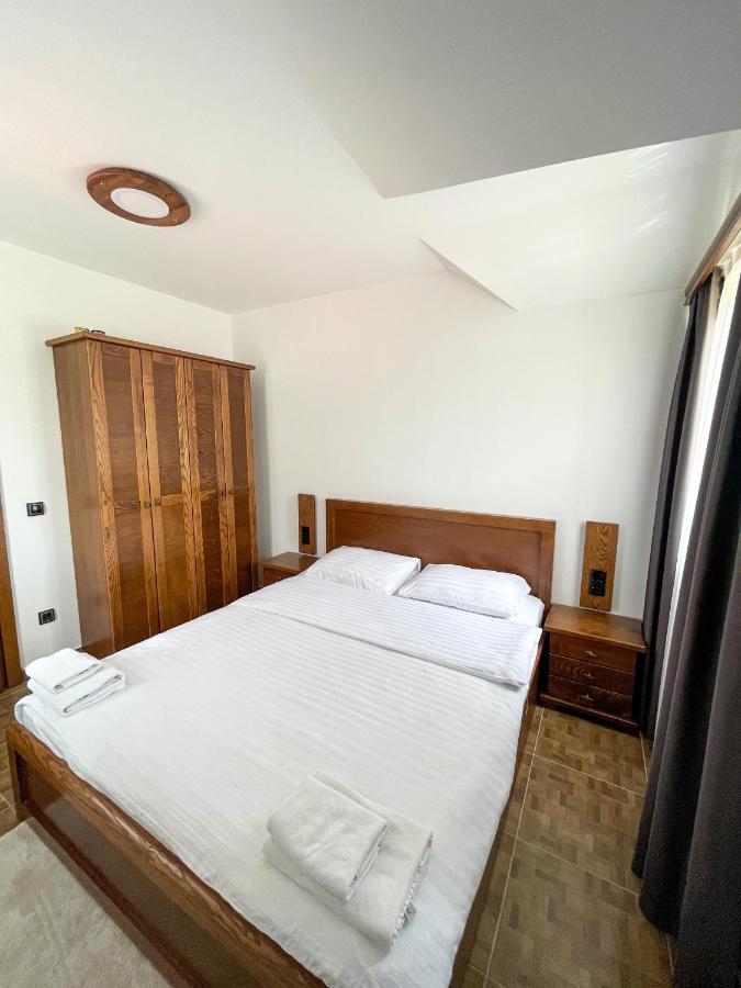 Apartments & Rooms Brijest Plav Exterior foto